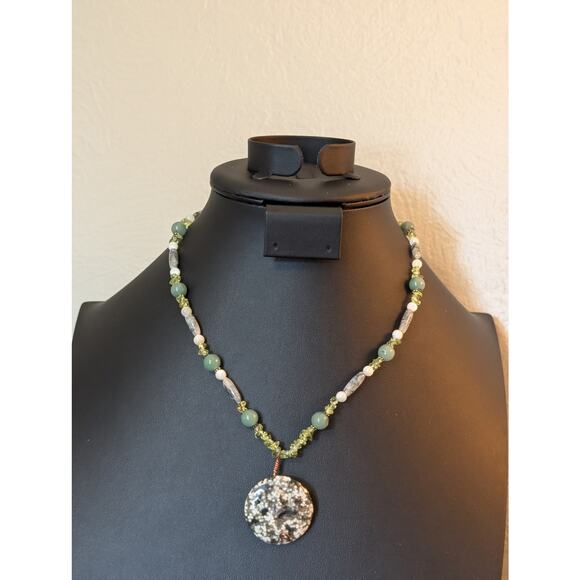 Ocean Jasper Peridot Mother of Pearl Other Gemstone Pendant Beaded 18" Necklace - Picture 6 of 6
